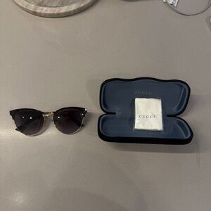 Gucci Black Cat-Eye Sunglasses with Gradient Lenses